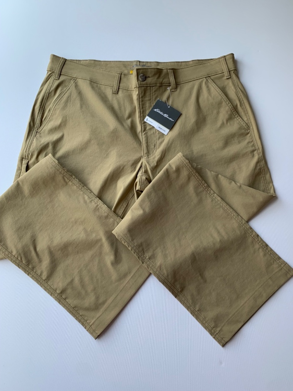 Eddie Bauer Men's Performance Chinos Outdoor Hiking Pant Khaki size 40x32